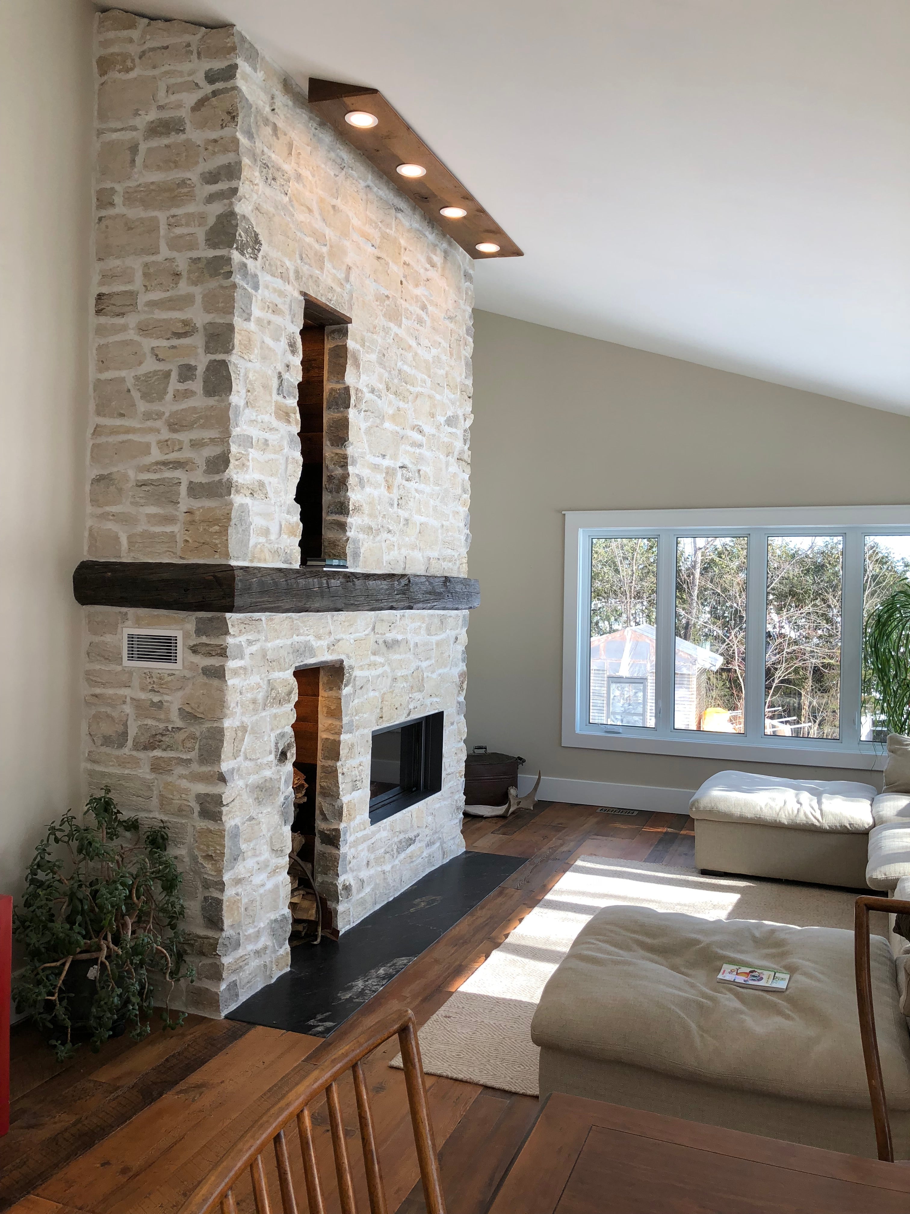 Weatheredge Limestone Weathered Face Ledgerock - Thin Veneer - Flats