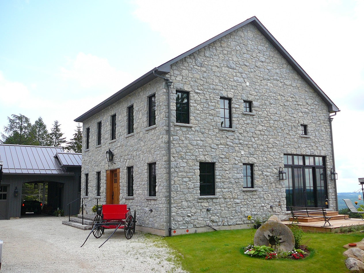 Weatheredge Limestone Thin Veneer - Split Face Olde Mill Blend - Tumbled - Flats