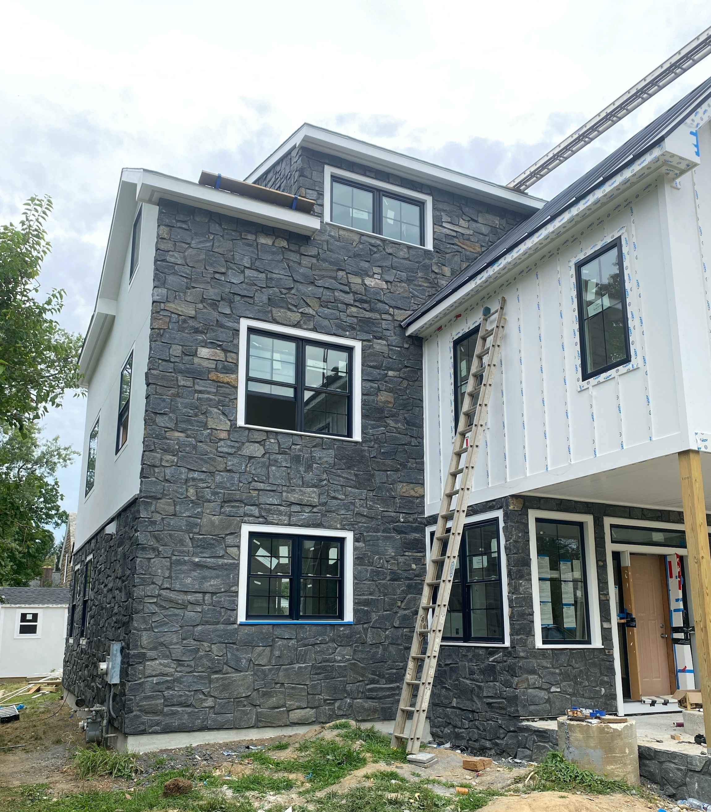 Midnight Black Squares and Rectangles  - Thin Stone Veneer - Flats