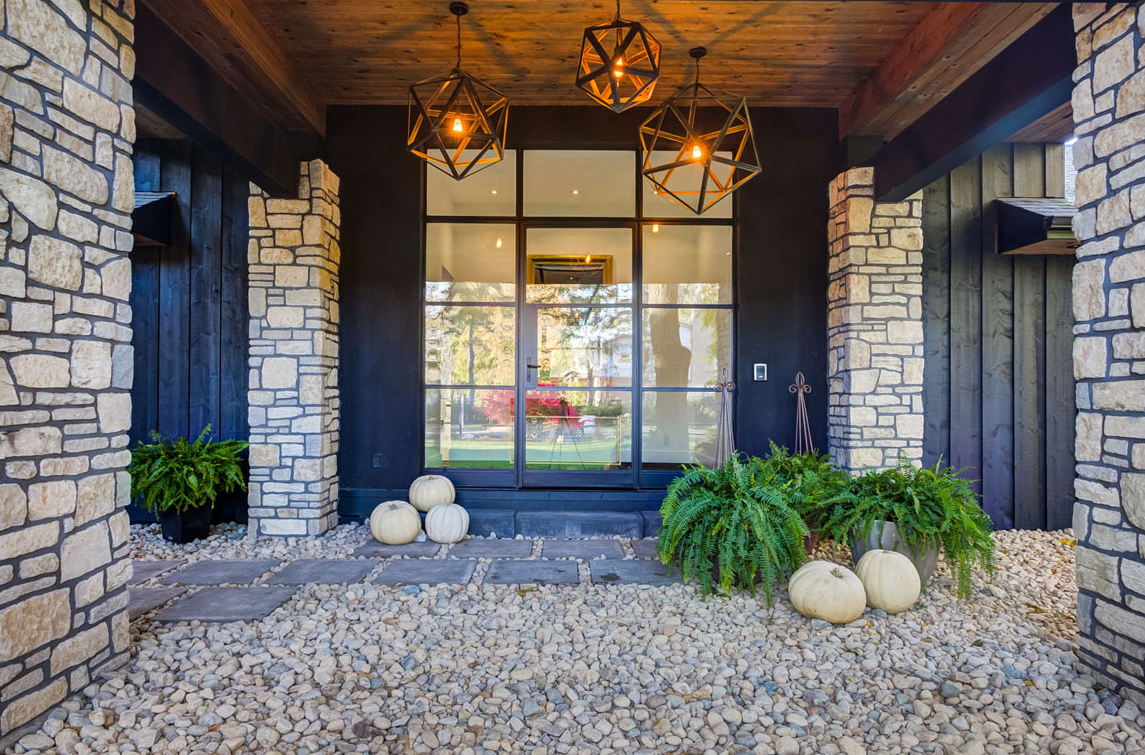Dozzi Oakville Limestone Blend - Tumbled Thin Stone Veneer - Flats