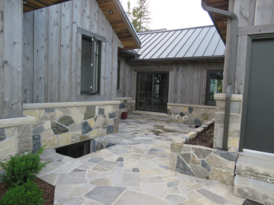 Harvest Gold Ledgerock with Squares and Recs, and Colonial Classic Random Accent - Thin Stone Veneer - Corners