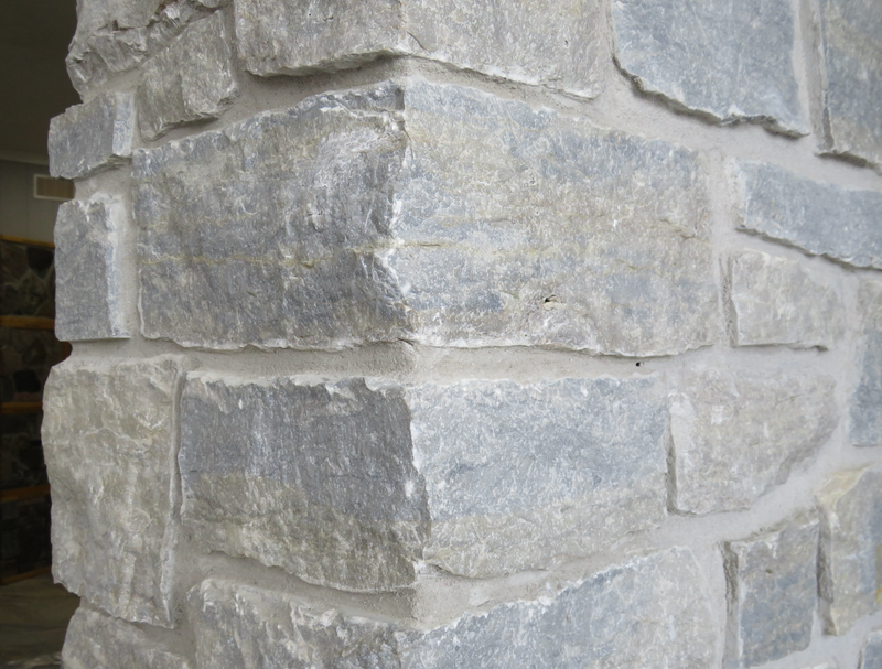 Weatheredge Limestone Split Face Ledgerock - Tumbled - Full Bed Building Stone